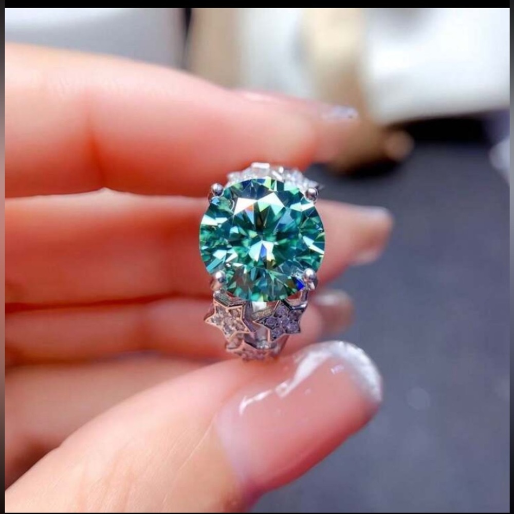 5 Carat ring